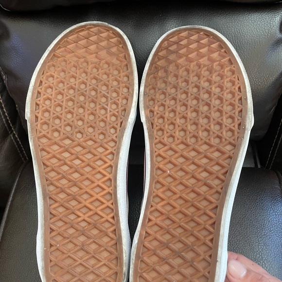 Vans - Picture 4 of 5